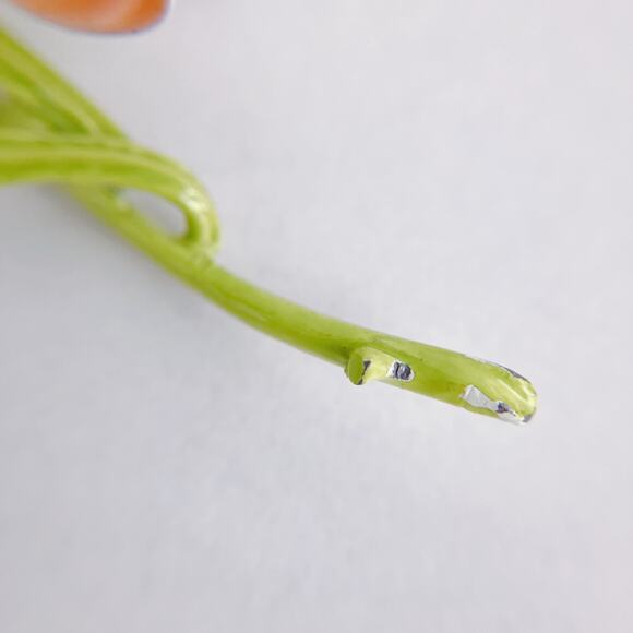 Vintage Enamel Flower Brooch, Orange Green, Mid Century 40s 50s 60s - Picture 4 of 7